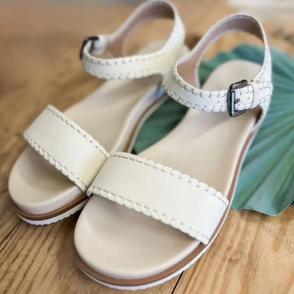 MIA Sofee Bon Bursue Cream Strappy Sandals Size 8 Women's NIB